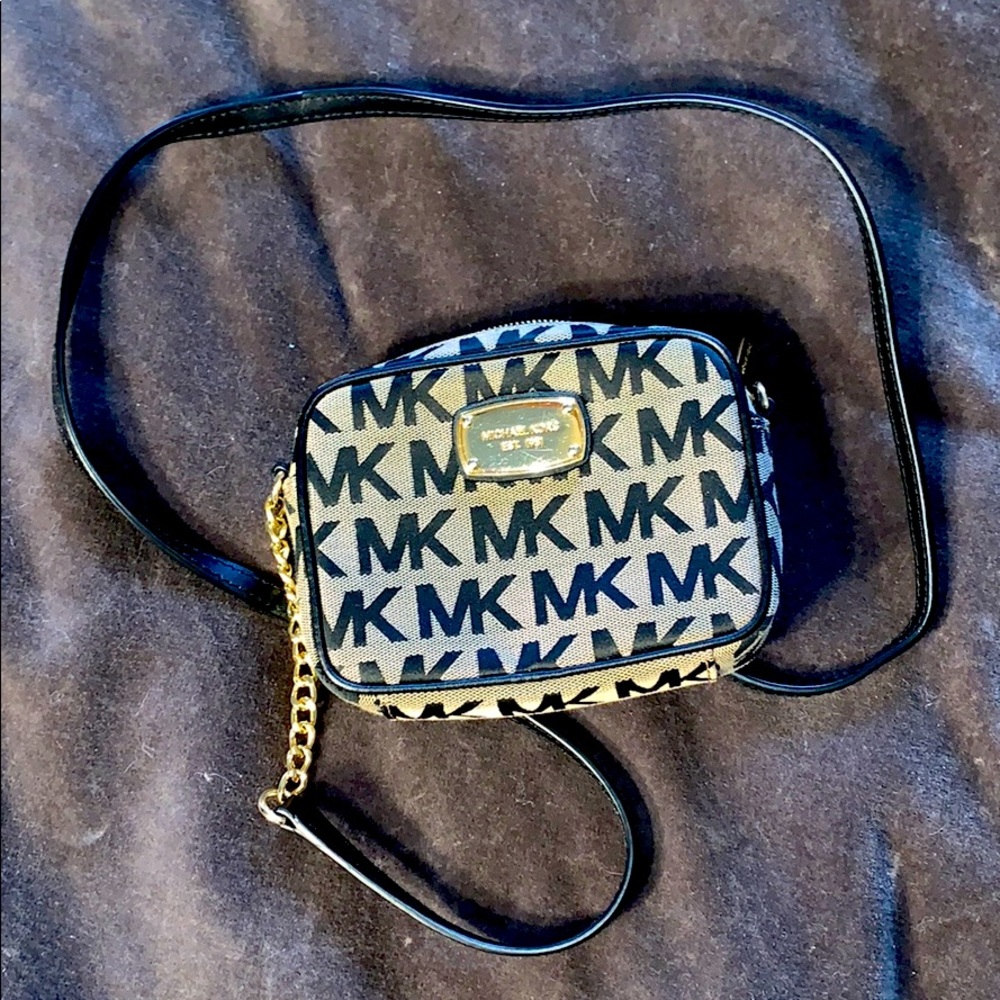 Michael Kors crossbody